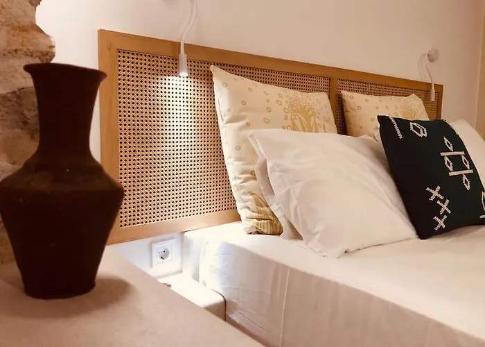 Sofia\'S Cozy Traditional Studio Downtown
