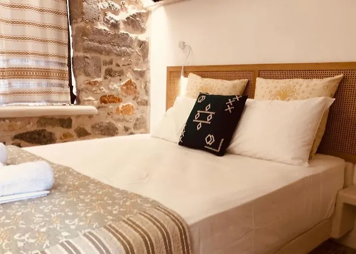 Sofia\'S Cozy Traditional Studio Downtown