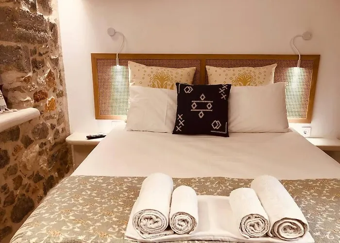 Sofia\'S Cozy Traditional Studio Downtown